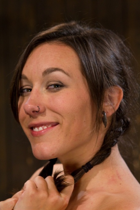 Renee Black Masturbates